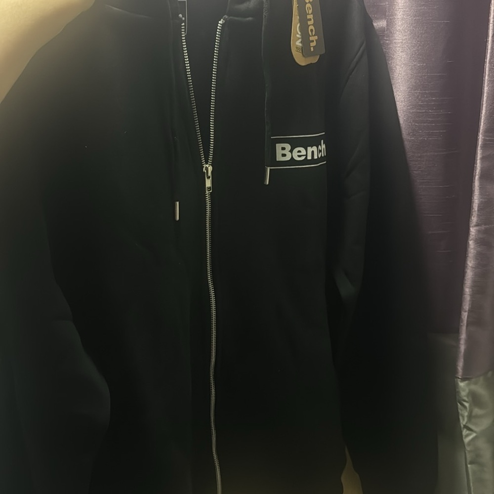 Bench Hoodie/ Brand New - Picture 2 of 3